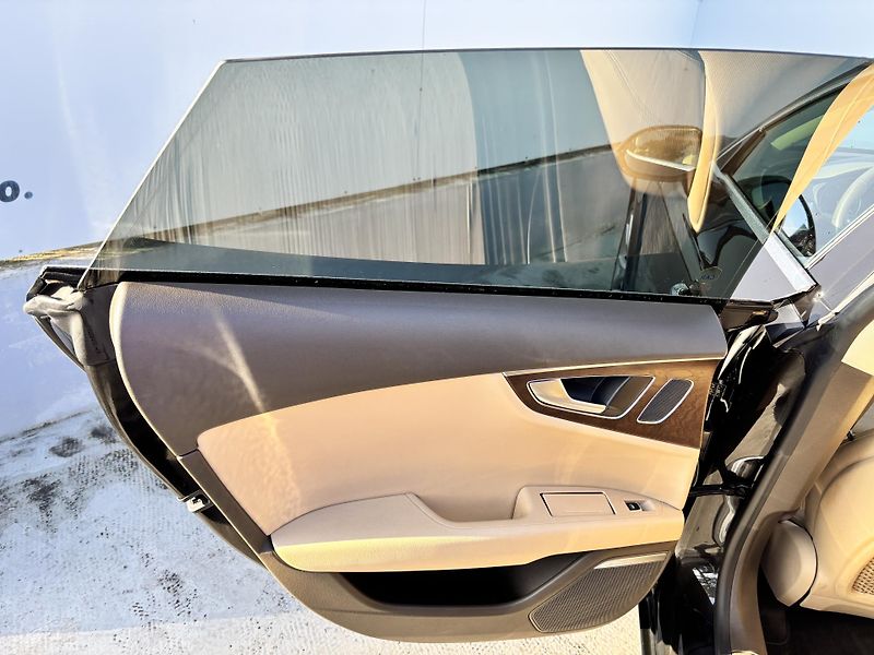 Audi A7 (2014) 3.0 BiTDi 230kW ČR - fotka 17 z 29
