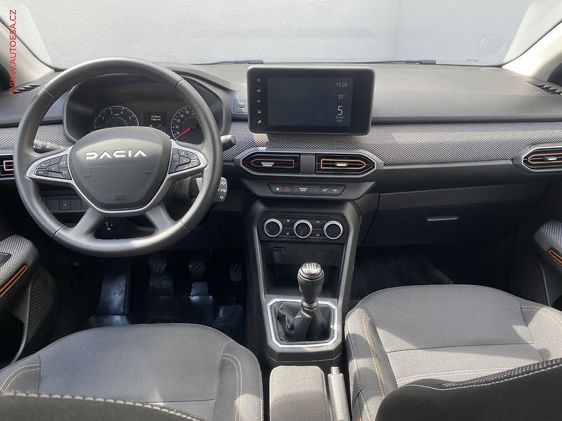 Dacia Sandero (2023) 1.0TCe, 2.maj,ČR, LED, AC - fotka 8 z 16