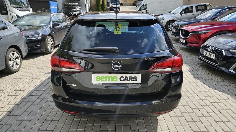 Opel Astra (2021) 1.2i Turbo 81kW  Elegance - fotka 7 z 37