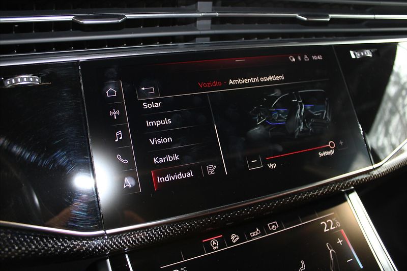 Audi SQ8 V8 320 kW quattro ACC/B&O/Matr - fotka 23 z 30