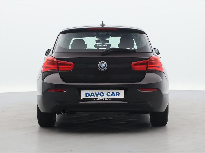 BMW Řada 1 1,5 118i Advantage 1.Maj. - fotka 6 z 30