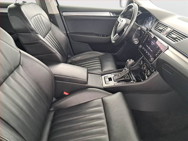 Škoda Superb (2018) Style Plus 2.0 TDI, Automat - fotka 9 z 23