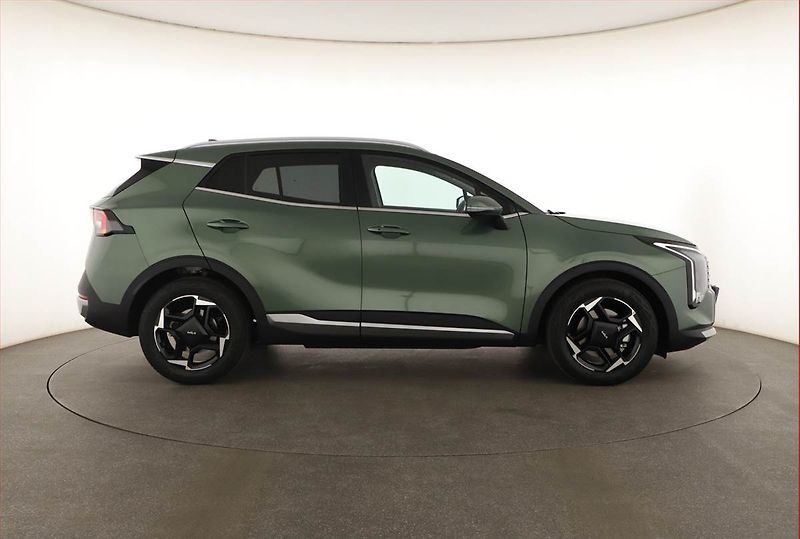 Kia Sportage (2026) 1.6 T-GDI, GOLD, AUTOMAT - fotka 6 z 24