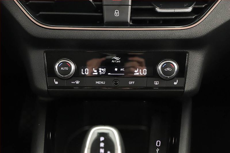 Škoda Scala (2023) Style 1.0 TSI, Automat, ČR - fotka 11 z 20