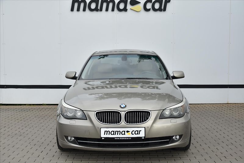 BMW Řada 5 535xi 225kW 4x4 - fotka 2 z 27