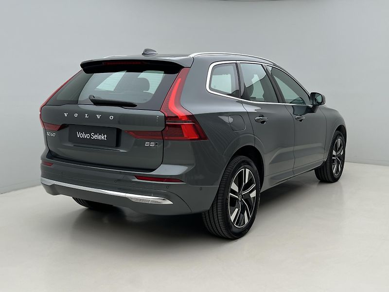 Volvo XC60 B5 AWD BRIGHT PLUS CZ 1. maj. - fotka 13 z 46