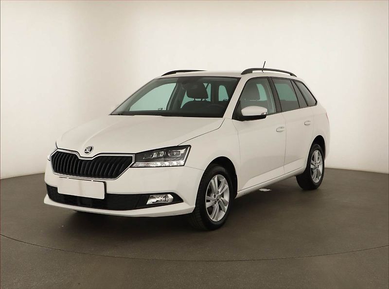 Škoda Fabia (2021) Style 1.0 TSI, ČR,1.maj - fotka 2 z 14