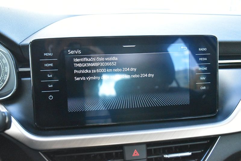 Škoda Kamiq (2022) Style 1.5 TSI 110kW - fotka 16 z 31