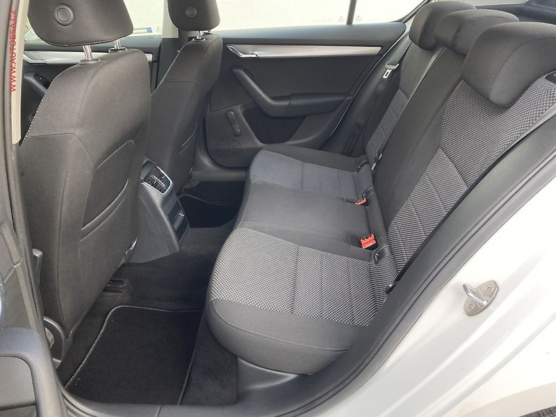 Škoda Octavia (2016) 1.6 TDi, ČR, AC, temp, STK6 - fotka 10 z 17