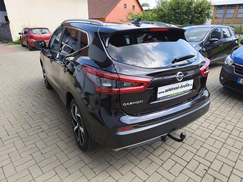 Nissan Qashqai (2017) 1,6 DIG-T 120kW-zadáno! - fotka 9 z 20