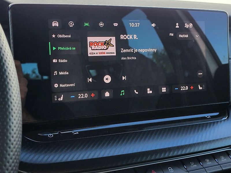 Škoda Octavia Sportline 1,5TSI 110kW - fotka 22 z 34