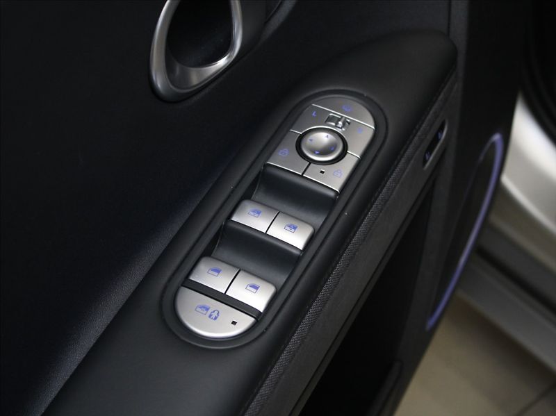 Hyundai Ioniq 5 0,1 77kWh Style Premium TAŽNÉ - fotka 18 z 29