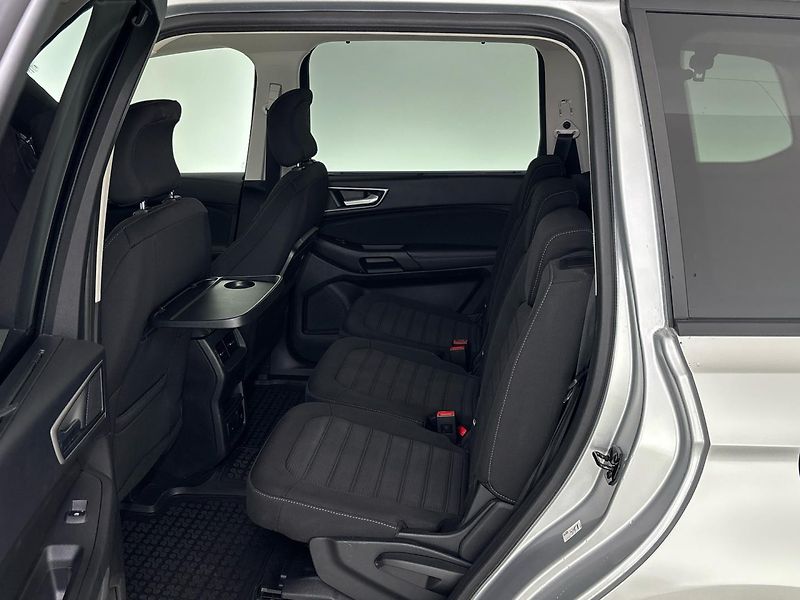 Ford Galaxy MPV - fotka 8 z 29