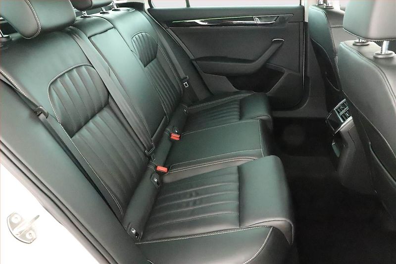 Škoda Superb (2020) Laurin&Klement 2.0 TDI - fotka 9 z 26