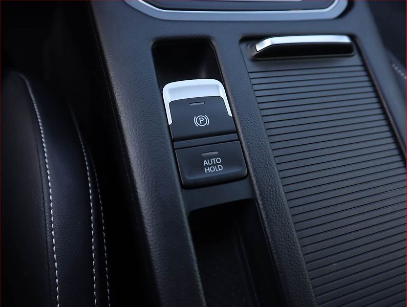 Volkswagen Passat (2019) 2.0 TDI - fotka 22 z 24