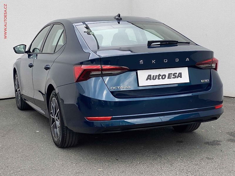 Škoda Octavia (2023) 1.0 TSi e-TEC, 1.maj,ČR - fotka 6 z 18
