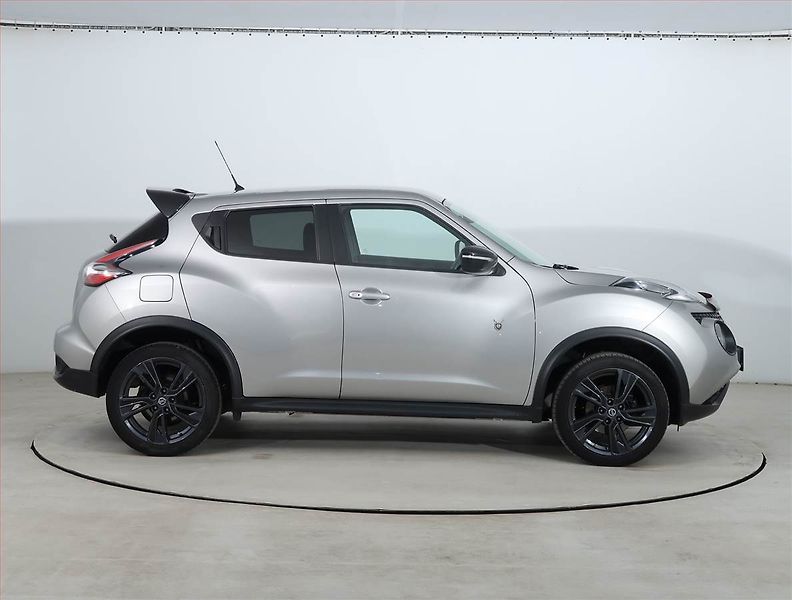 Nissan Juke (2016) 1.2 DIG-T, Serv.kniha, Navi - fotka 6 z 20