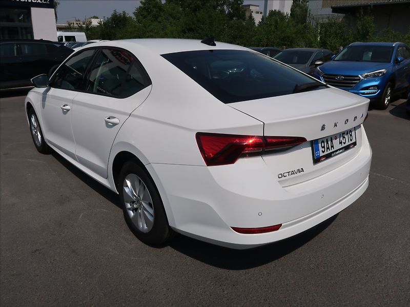 Škoda Octavia 2,0 TDi,1majČR,Serv.k.,DSG,DPH - fotka 4 z 26