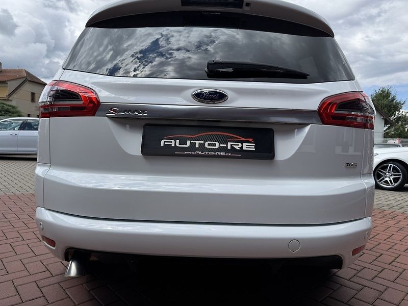 Ford S-MAX (2010) 2.0TDCi Digi Klima Tempomat - fotka 41 z 47