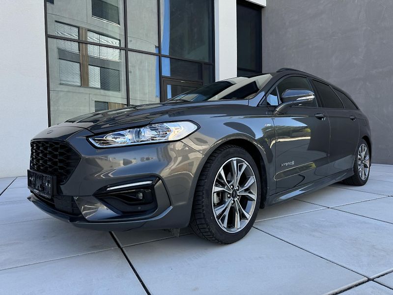 Ford Mondeo (2021) Mondeo 2.0 Hybrid ecvT Auto ST - fotka 11 z 20
