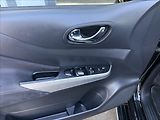 Nissan Navara 2,3 dCi Hardtop,manuál,Top sta - náhled 18