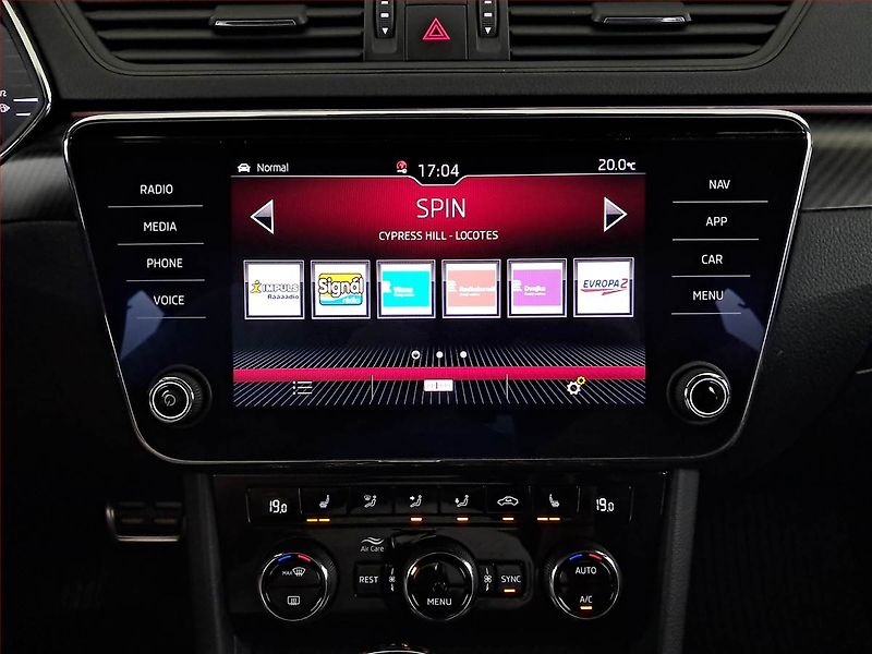 Škoda Superb (2020) Sportline 2.0 TDI - fotka 12 z 19