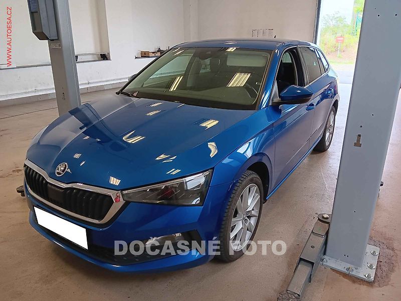 Škoda Scala (2020) 1.5 TSi, ČR, LED, park.čidla - fotka 1 z 3