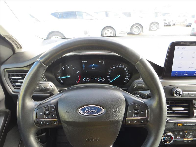 Ford Focus 1,0 EcoBoost 114kW Titanium ČR - fotka 22 z 25