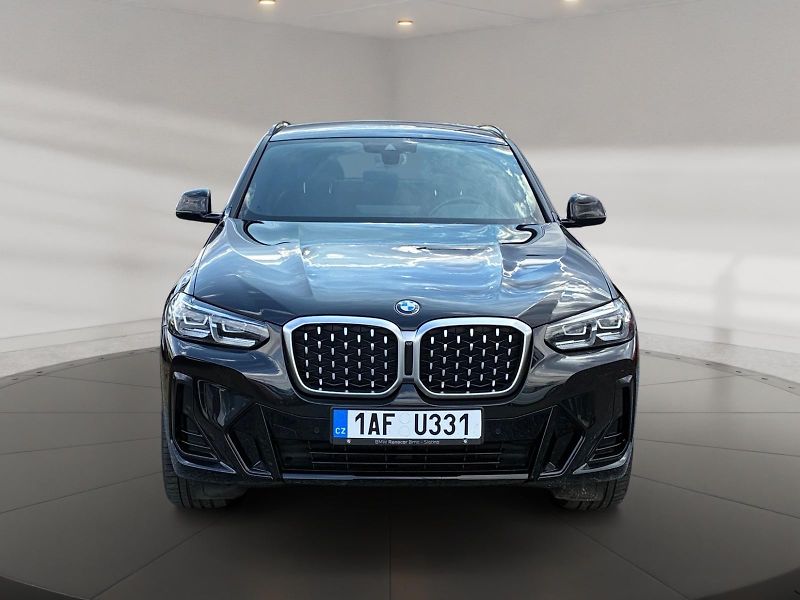BMW X4 (2024) xDRIVE 20d 140kW 4x4 CZ DPH  - fotka 2 z 11