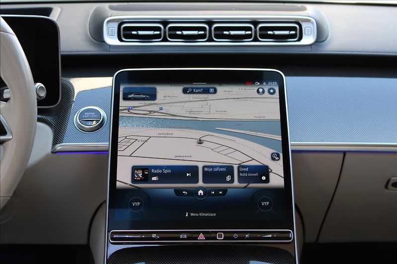 Mercedes-Benz Třídy S 350d 4M/PANO/HUD/360°/CZ - fotka 31 z 50