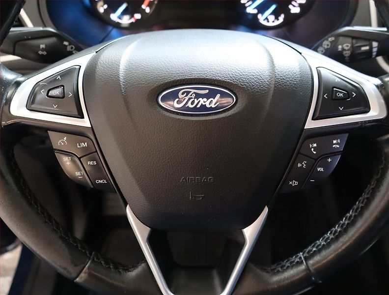 Ford S-MAX (2015) 2.0 TDCi, Serv.kniha, Tempomat - fotka 12 z 20