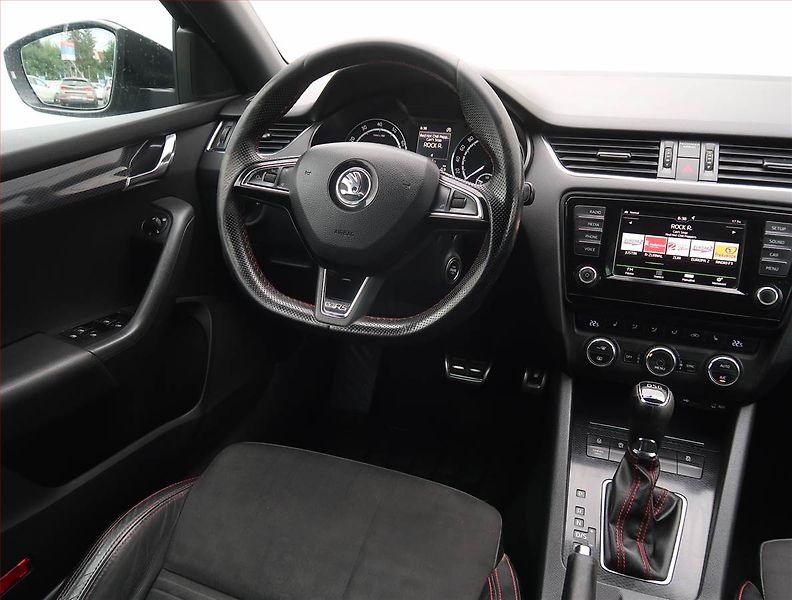 Škoda Octavia (2015) RS 2.0 TSI, Automat, Kůže - fotka 7 z 22