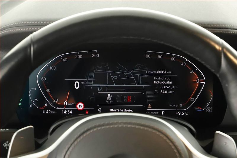BMW X6 (2022) xDrive40i, ACC, Výhřev, Kamera - fotka 8 z 28