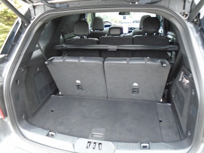 Ford Explorer 3,0EcoBoost Plug-in-Hybrid ST - fotka 35 z 50