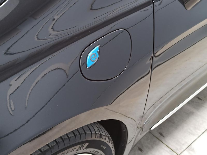 Chrysler Pacifica 3.6 194kW PHEV PINNACLE  - fotka 10 z 31