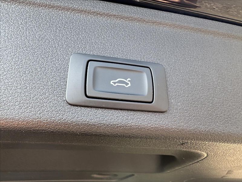 Audi A4 Avant 2,0 TDI,Automat,Led,Kame - fotka 6 z 23