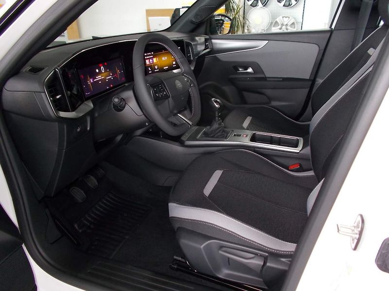 Opel Mokka (2026) Edition 1.2 TURBO (100 kW/136 - fotka 12 z 27