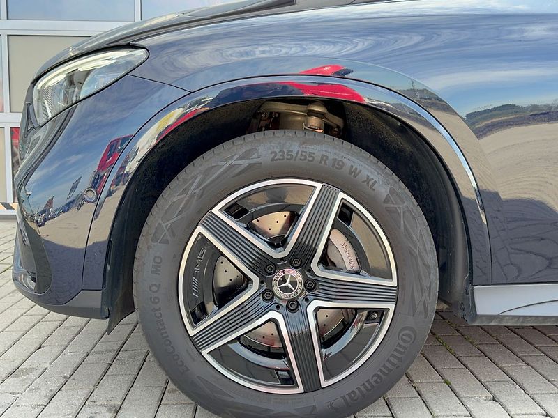Mercedes-Benz GLC AMG 4MATIC - fotka 34 z 36