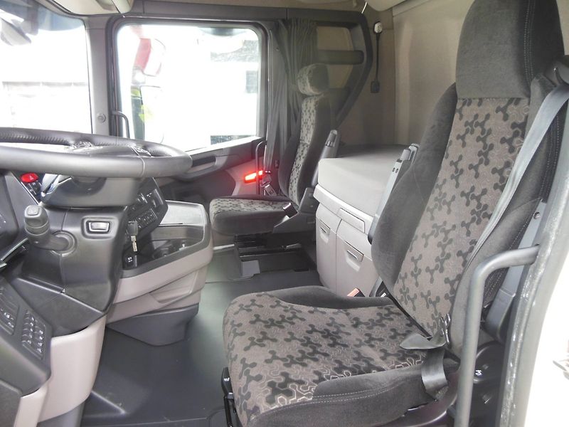 Scania S450, Komplet vzduch, Retarder - fotka 14 z 22