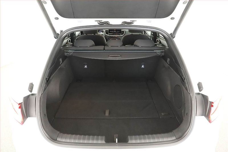 Kia Pro_Ceed (2023) GT-Line 1.5 T-GDI - fotka 11 z 17