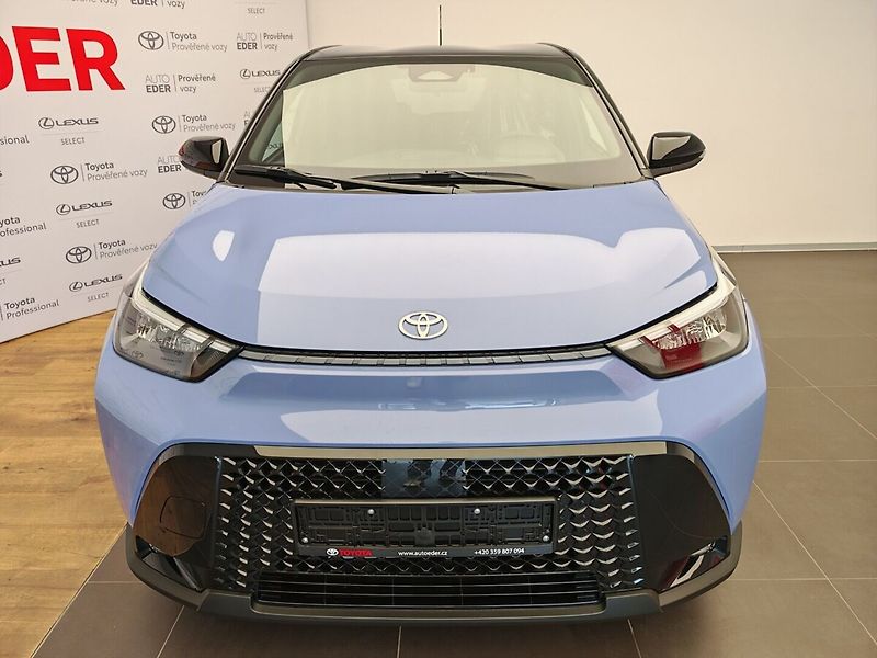 Toyota Aygo 1.5 HEV - fotka 2 z 33