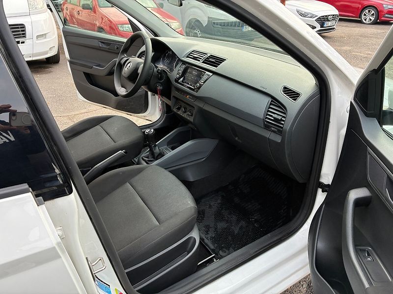 Škoda Fabia 1.0 TSi 70 kW ČR DPH - fotka 15 z 17