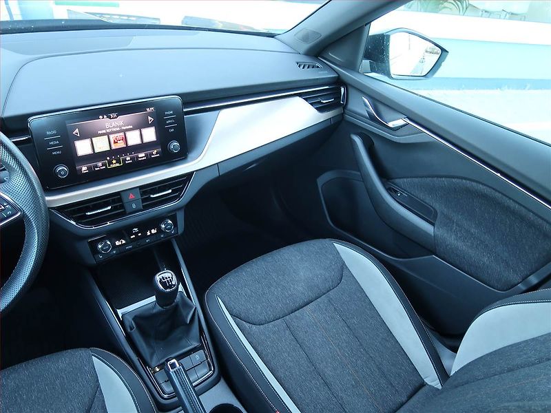 Škoda Kamiq (2021) 1.0 TSI, ČR,1.maj, Serv.kniha - fotka 8 z 21