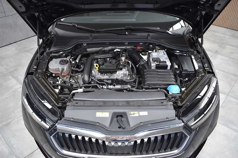 Škoda Octavia TSI*81kW*DSG*STYLE*KAMERA*ACC* - fotka 34 z 40