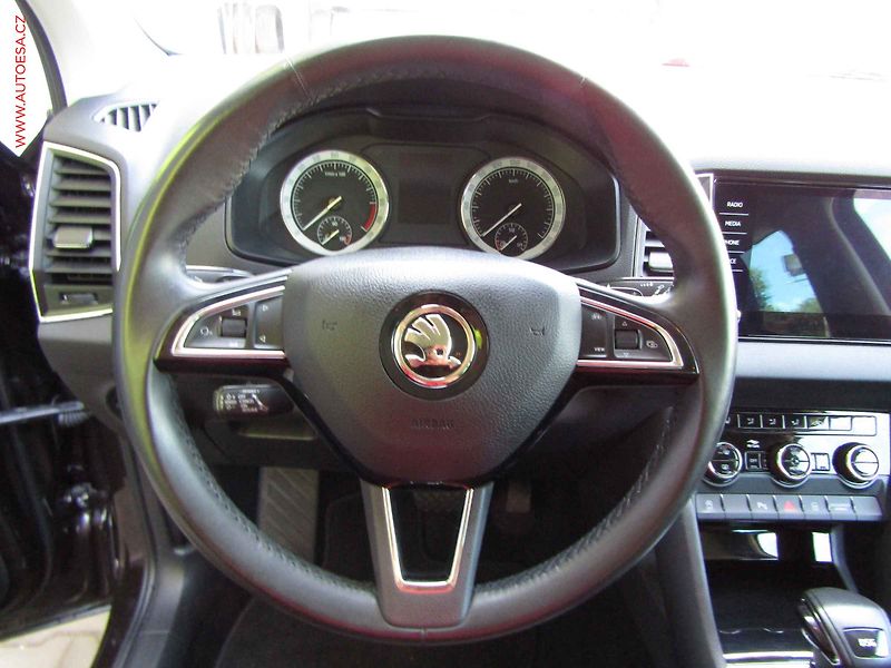 Škoda Karoq (2019) 1.6TDi, ČR, DSG, navi - fotka 19 z 21