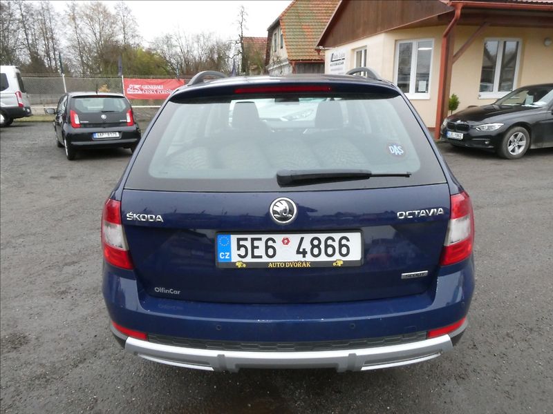 Škoda Octavia 2,0 TDi SCOUT,4x4,2x kola,DPH - fotka 8 z 37