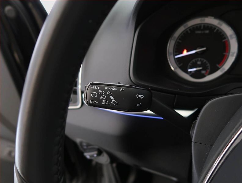 Škoda Karoq (2022) Ambition 1.5 TSI, digi klima - fotka 22 z 26