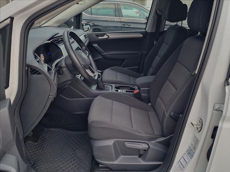 Volkswagen Touran 2.0 TDI Comfortline,ČR,1.Maj. - fotka 19 z 50