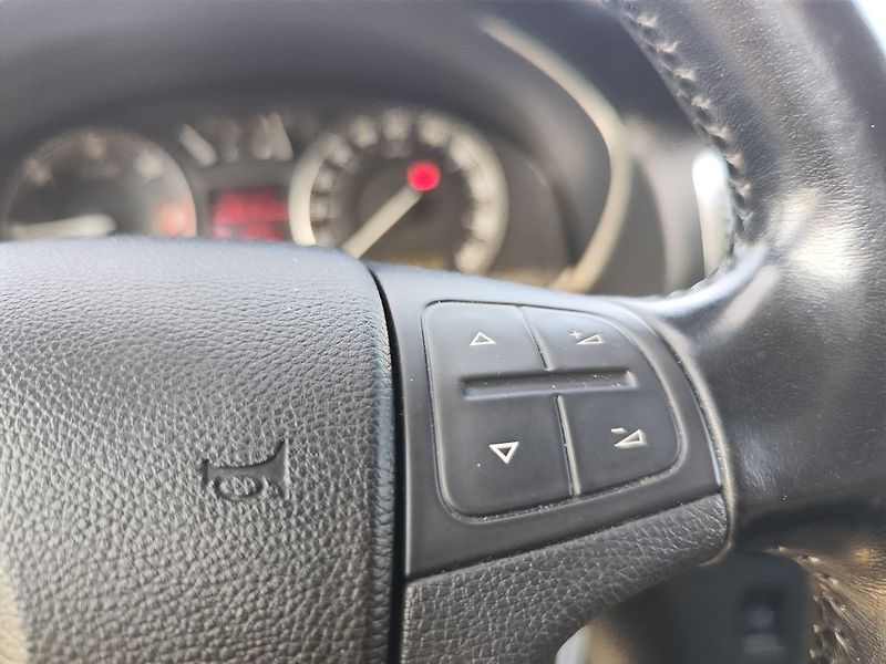 Škoda Superb 2.0 TDI/103kW Comfort - fotka 19 z 24