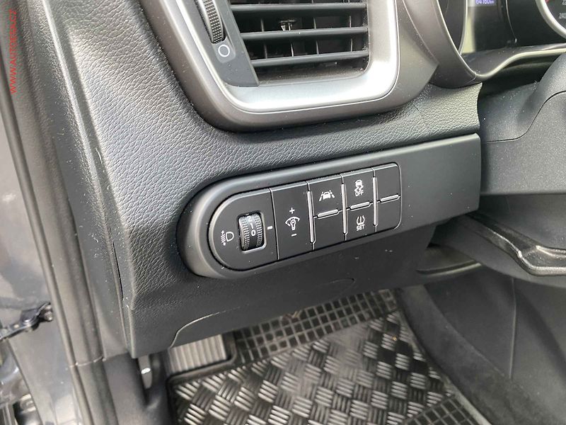 Kia Ceed (2021) 1.5 T-GDi, 1.maj,ČR, Spin - fotka 15 z 18